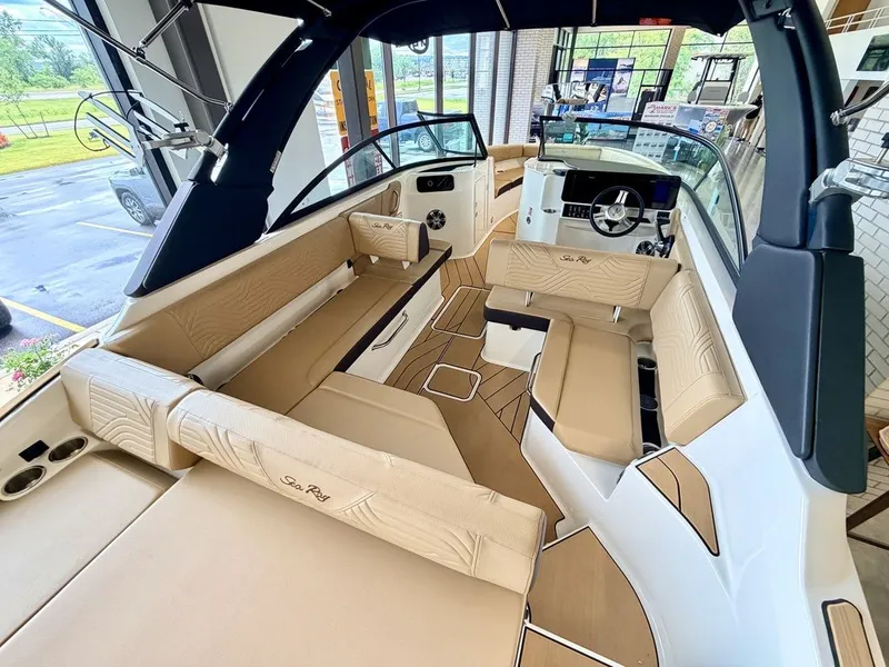 Slide: The Image of Sea Ray SDX 250 Surf 2025 - 14
