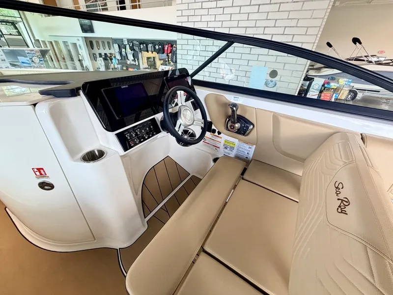 Slide: The Image of Sea Ray SDX 250 Surf 2025 - 33