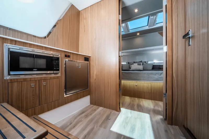 Slide: The Image of Cruisers Yachts 50 GLS Outboard 2025 - 49