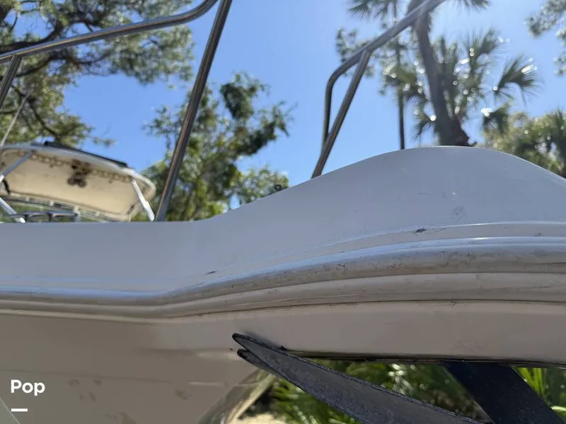 Slide: The Image of Normal wear and tear on the hull. - 16245996