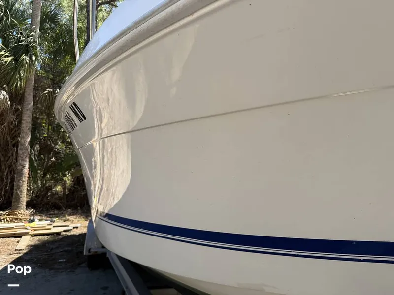 Slide: The Image of Normal wear and tear on the hull. - 16246000