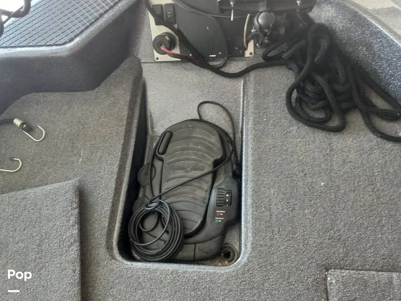 Slide: The Image of Triton 177 Explorer 2010 - 11258643