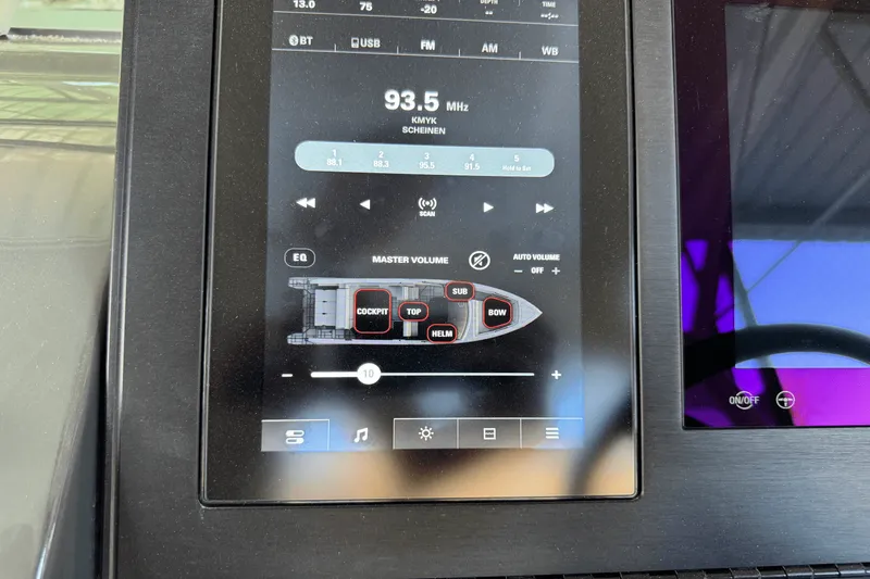 Slide: The Image of Aviara AV36 Outboard 2024 - 25