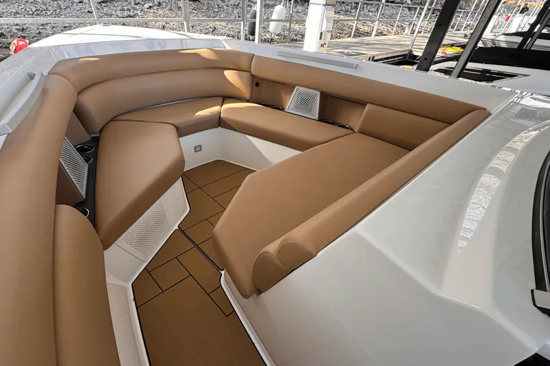 Slide: The Image of Aviara AV36 Outboard 2024 - 32