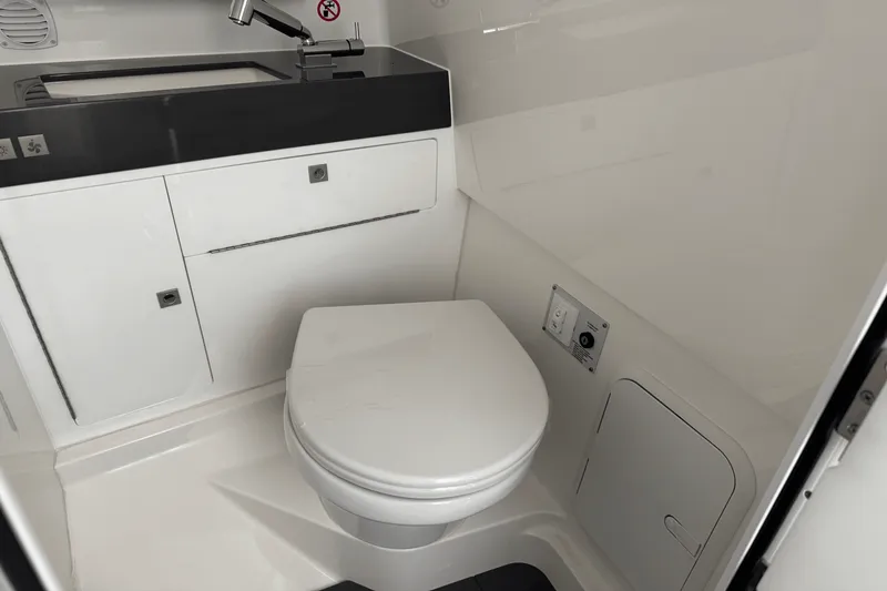 Slide: The Image of Aviara AV36 Outboard 2024 - 43