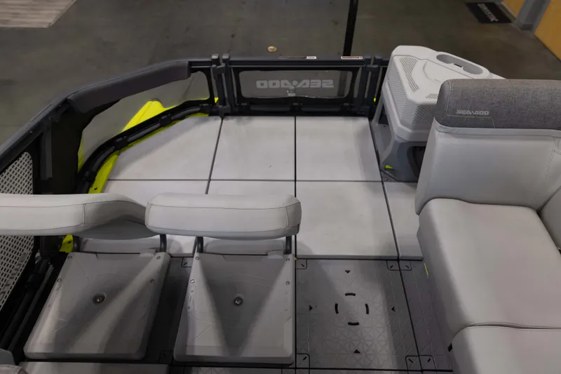 Slide: The Image of Seadoo Boats Switch Sport 2025 - 21