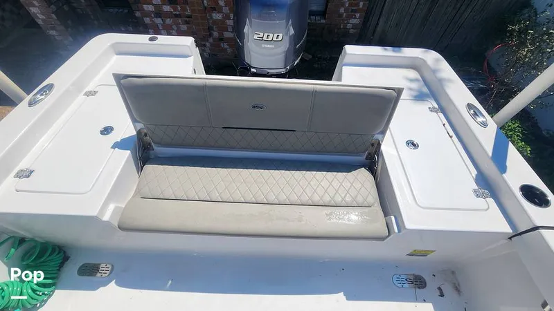 Slide: The Image of Transom Fold Away Bench - 11256095