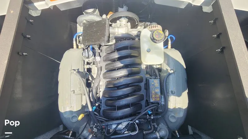 Slide: The Image of Malibu 22 LSV 2020 - 11305590