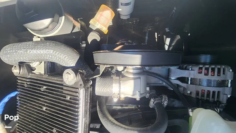 Slide: The Image of Malibu 22 LSV 2020 - 11305592