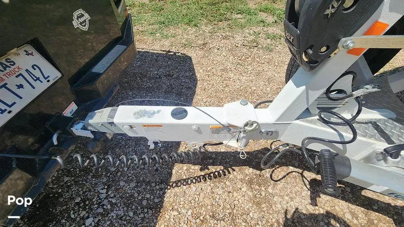 Slide: The Image of Malibu 22 LSV 2020 - 11305280