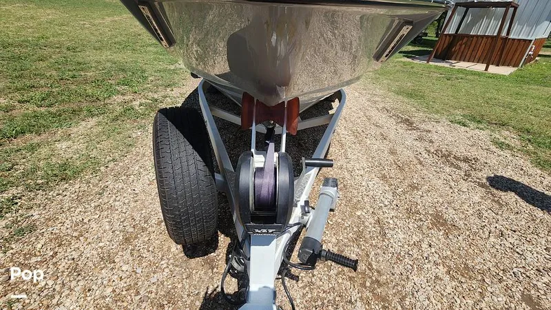 Slide: The Image of Malibu 22 LSV 2020 - 11305284