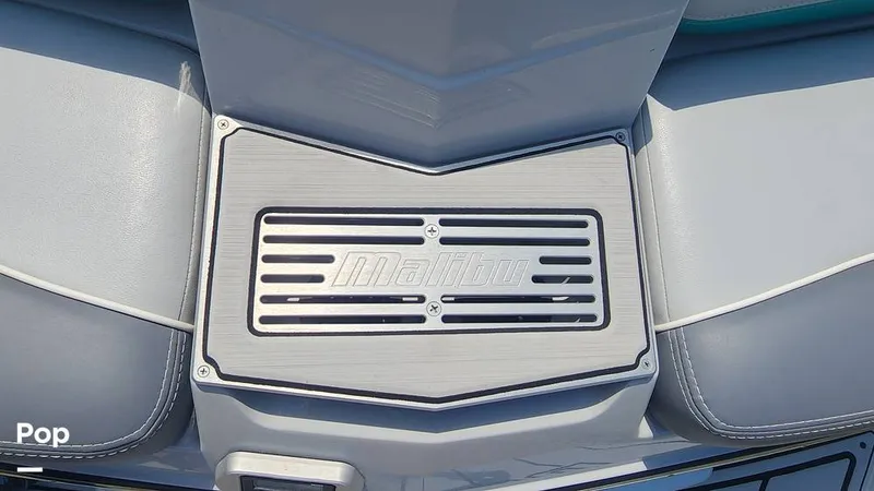 Slide: The Image of Malibu 22 LSV 2020 - 11305333