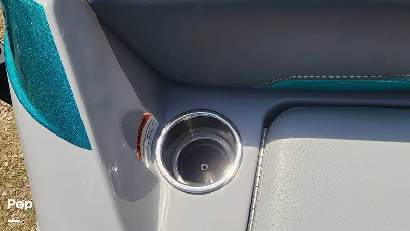 Slide: The Image of Beverage Holders - 11305336