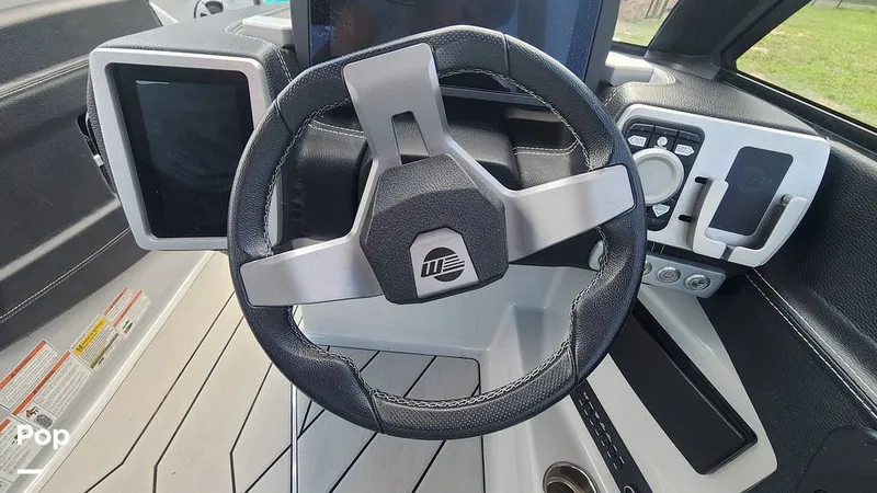 Slide: The Image of Steering Wheel - 11305512