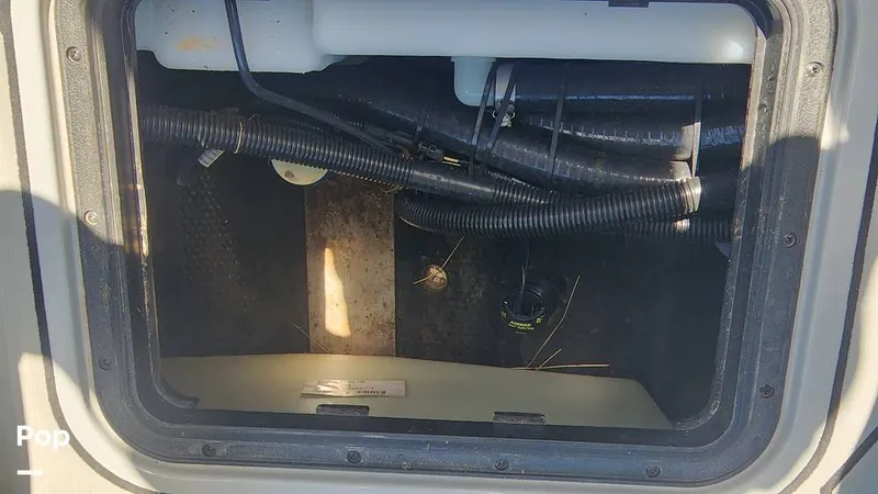 Slide: The Image of Malibu 22 LSV 2020 - 11305562