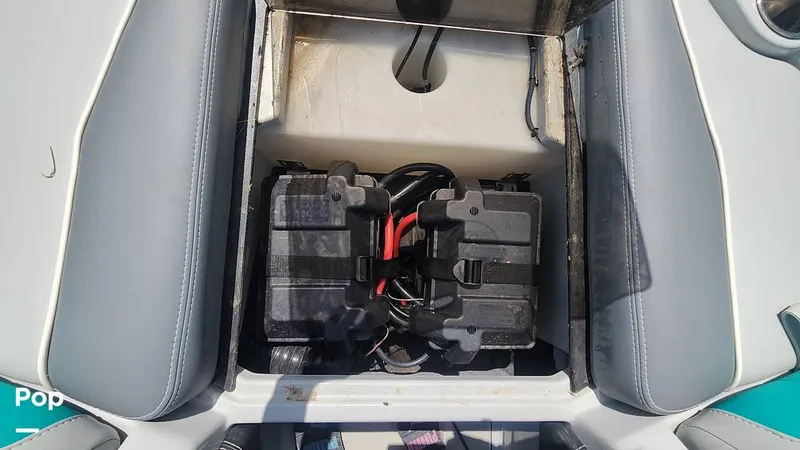 Slide: The Image of Batteries - 11305575