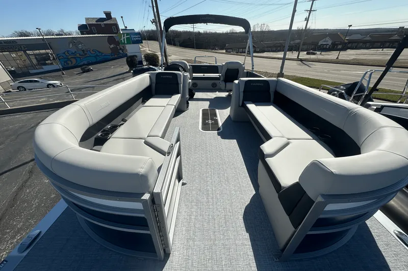 Slide: The Image of Harris 250 Cruiser 2025 - 6