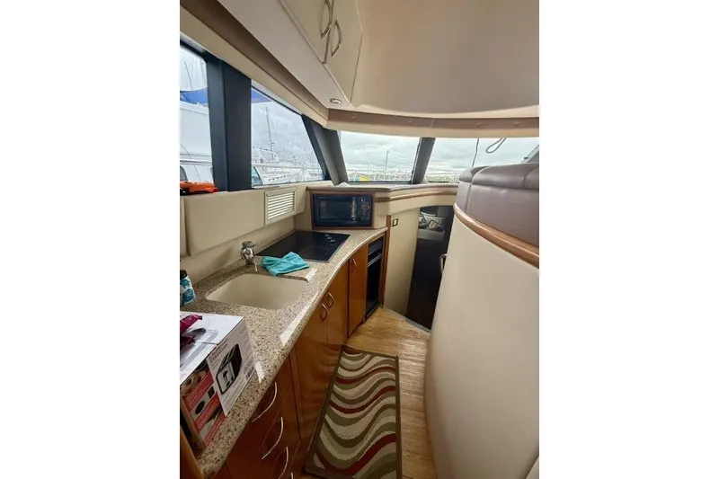Slide: The Image of Carver Yachts 450 Voyager Pilothouse 2004 - 23