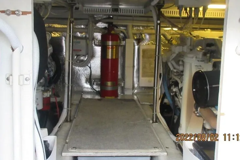 Slide: The Image of Carver Yachts 450 Voyager Pilothouse 2004 - 65