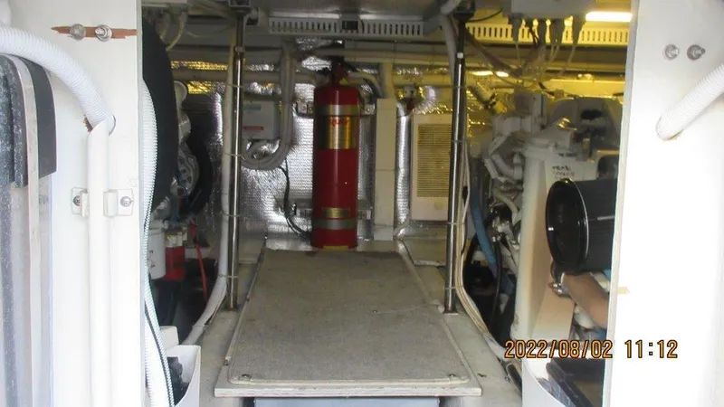 Slide: The Image of Carver Yachts 450 Voyager Pilothouse 2004 - 60