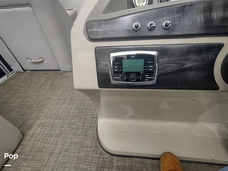 Slide: The Image of Harris Solstice 220SL 2017 - 13388658