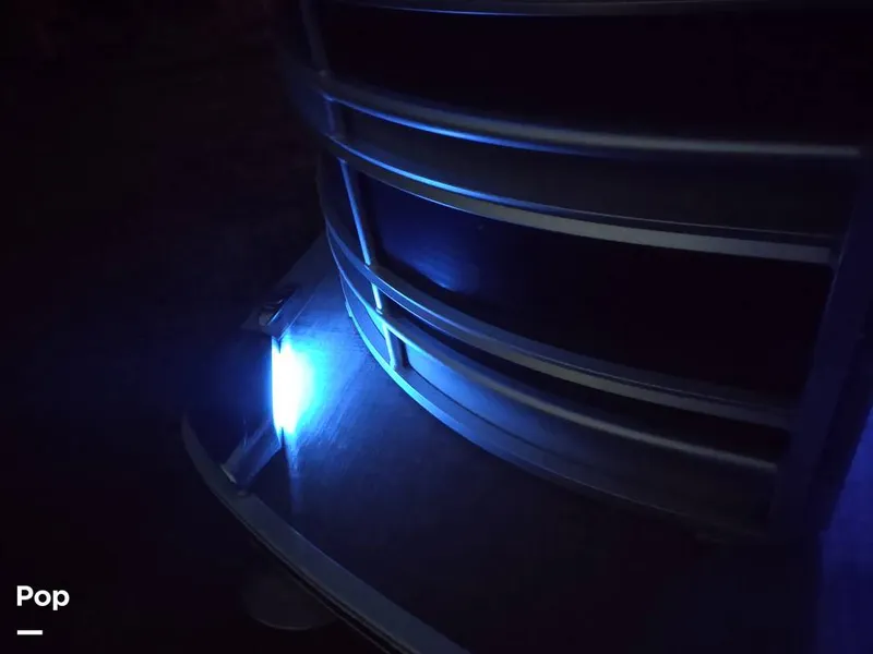 Slide: The Image of Harris Solstice 220SL 2017 - 13522573