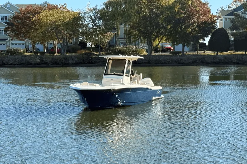 Slide: The Image of Scout 240 XSF 2025 - 6