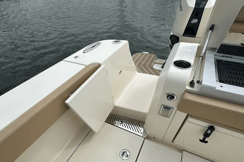 Slide: The Image of Scout 377 LXF 2025 - 12