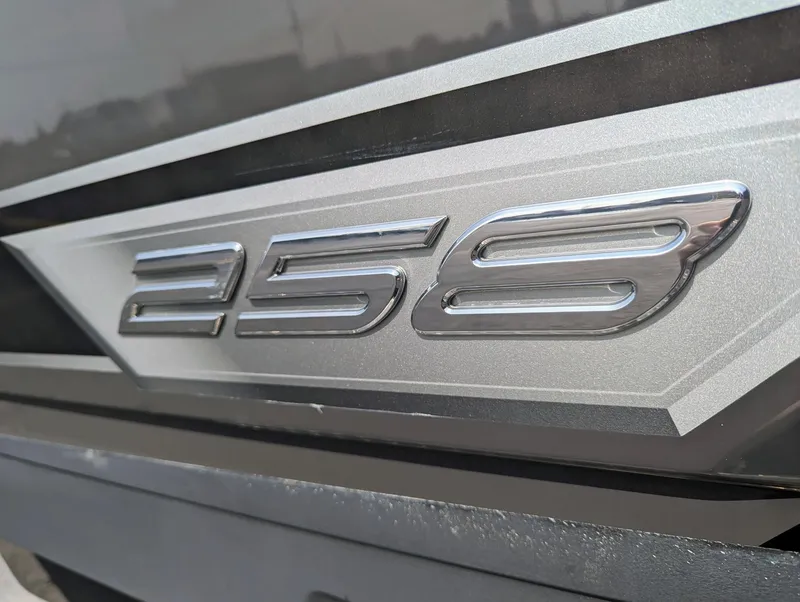 Slide: The Image of Monterey 258SS Super Sport 2022 - 2