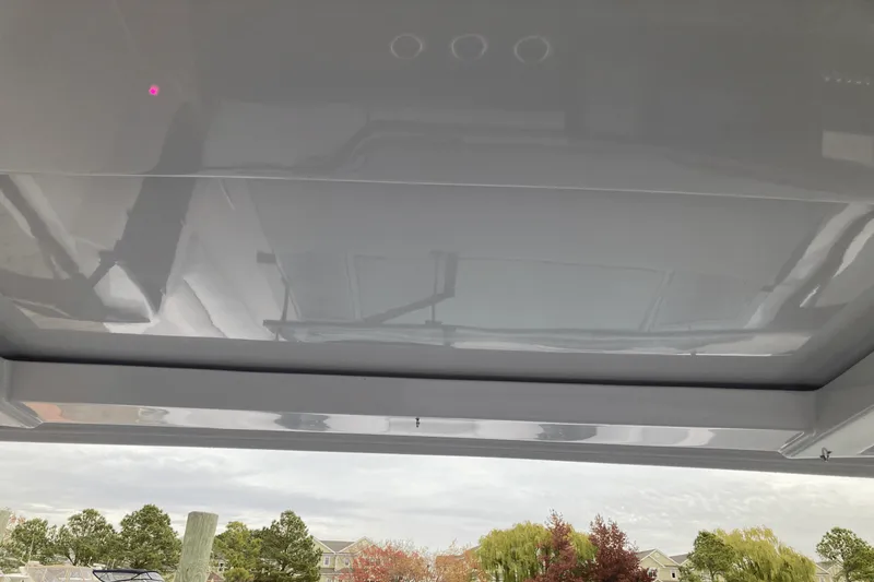 Slide: The Image of Aviara AV40 Outboard 2025 - 26