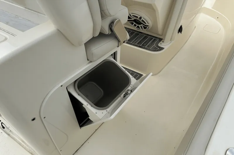 Slide: The Image of Scout 277 LXF 2025 - 22