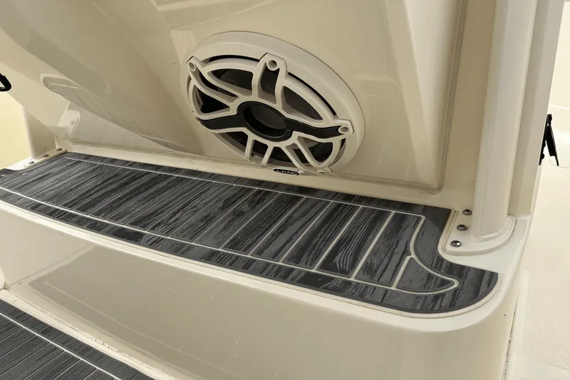 Slide: The Image of Scout 277 LXF 2025 - 28