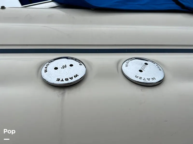 Slide: The Image of Water Fills And Pump Out - 11472275