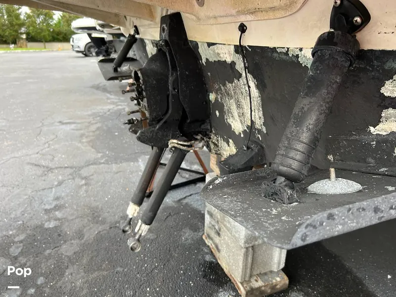 Slide: The Image of Stern Drive - 11472271