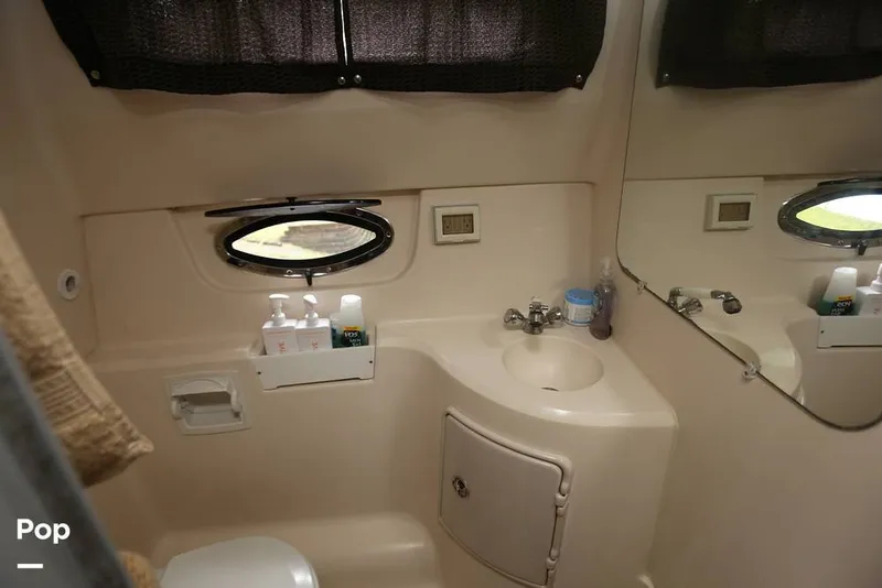 Slide: The Image of Regal 2565 Window Express 2008 - 11400485