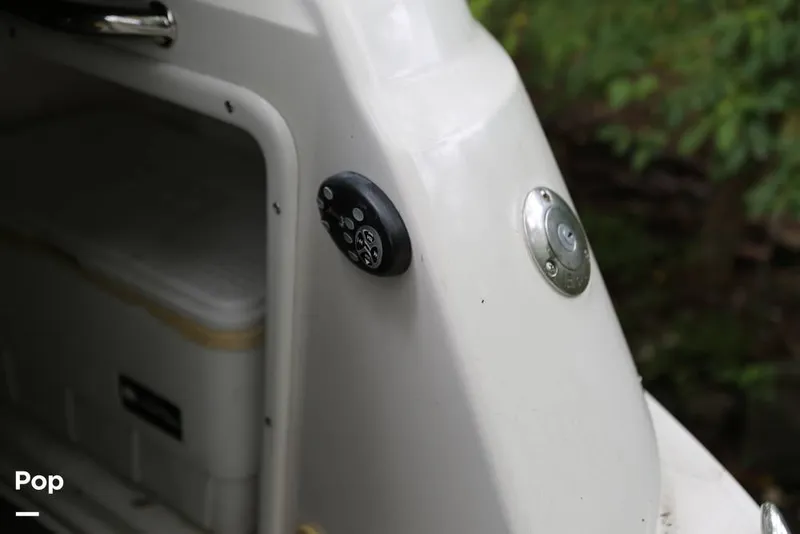 Slide: The Image of Regal 2565 Window Express 2008 - 11374828