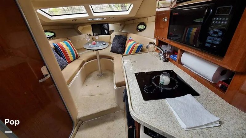 Slide: The Image of Regal 2565 Window Express 2008 - 11355651