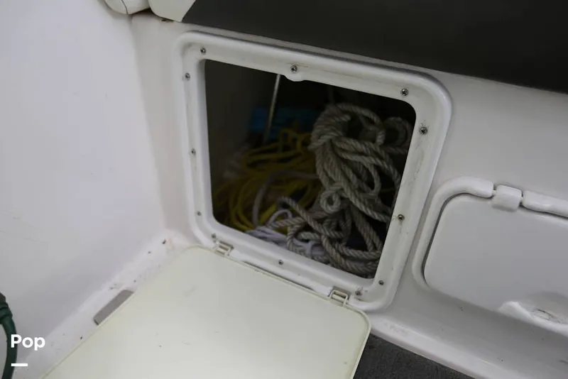 Slide: The Image of Regal 2565 Window Express 2008 - 11374834