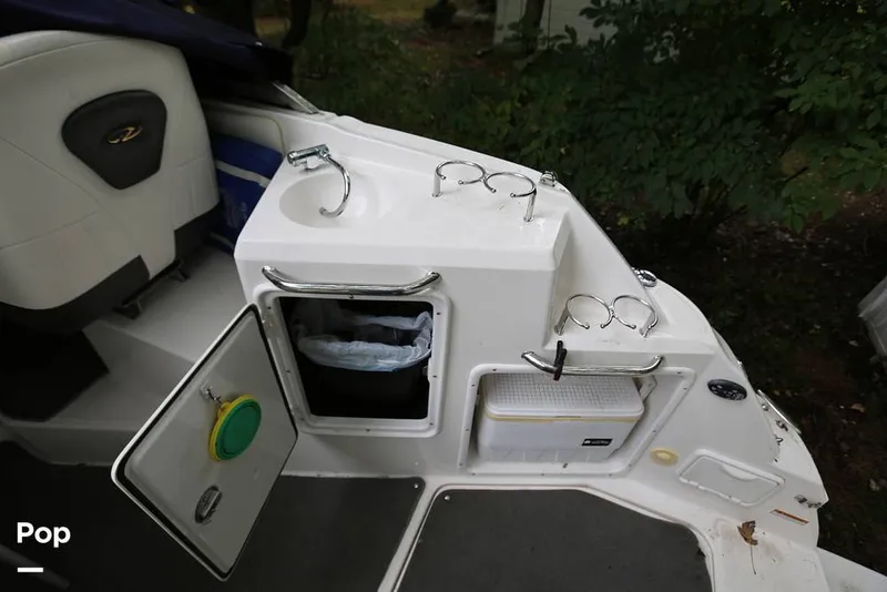 Slide: The Image of Regal 2565 Window Express 2008 - 11374839