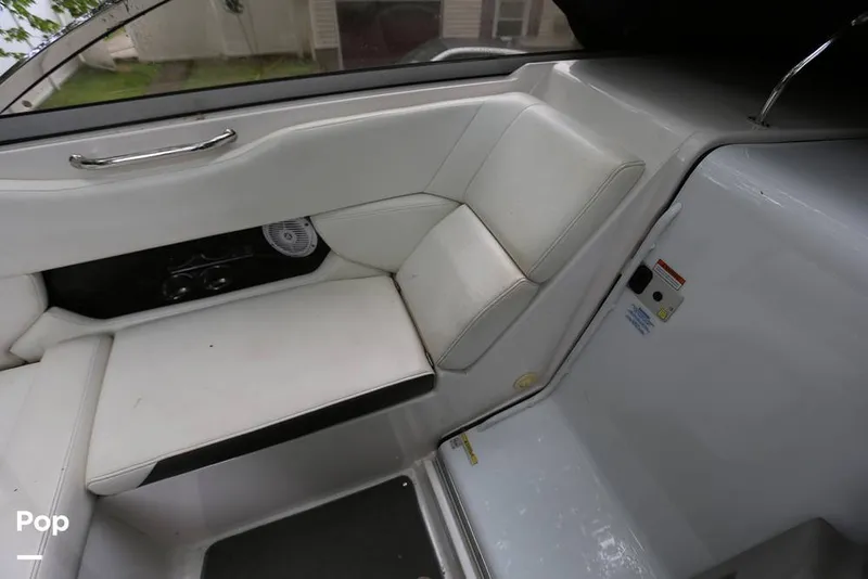 Slide: The Image of Regal 2565 Window Express 2008 - 11374842