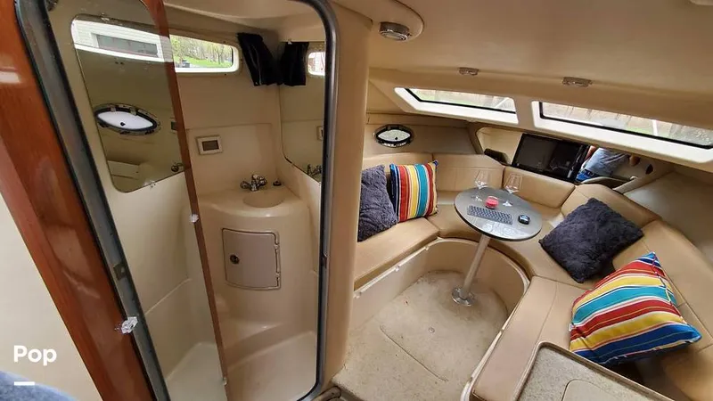 Slide: The Image of Regal 2565 Window Express 2008 - 11355654