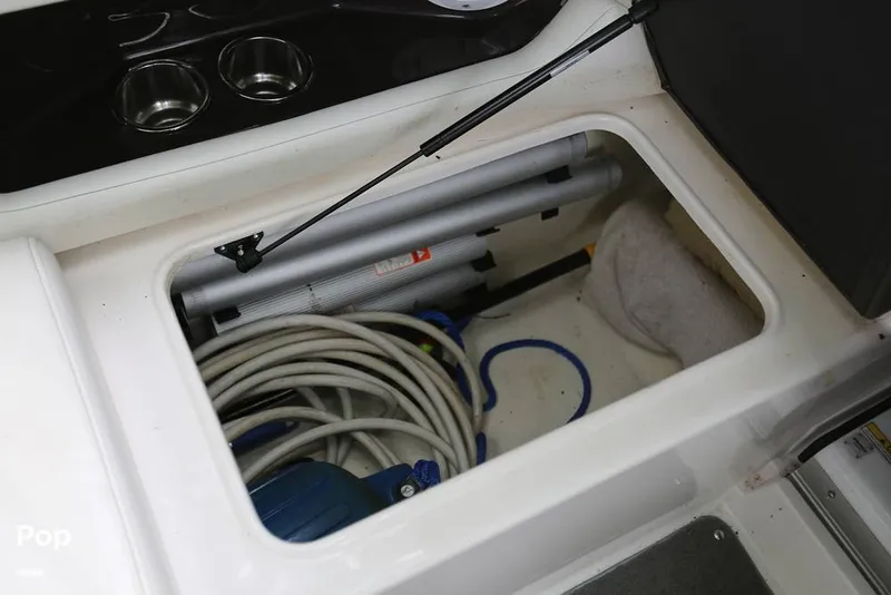 Slide: The Image of Regal 2565 Window Express 2008 - 11374850