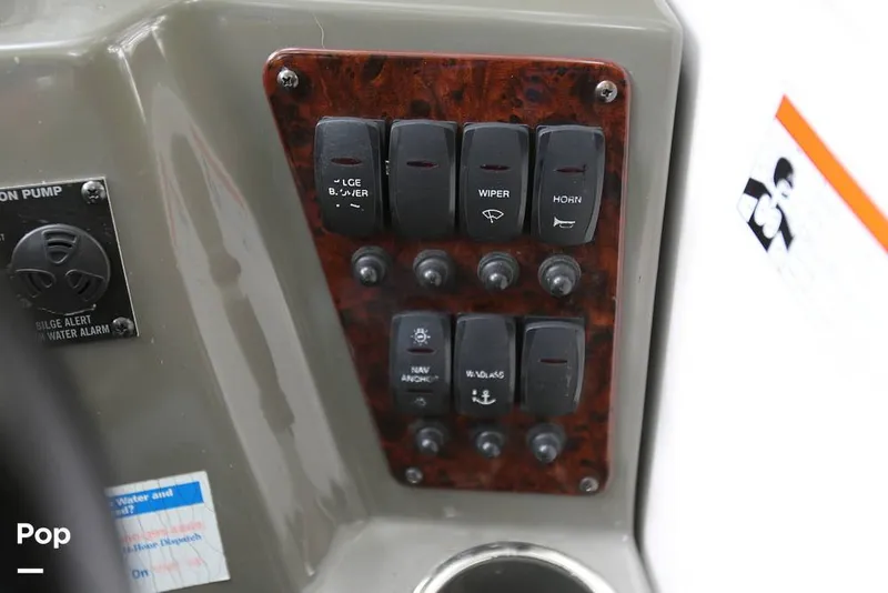 Slide: The Image of Regal 2565 Window Express 2008 - 11374855