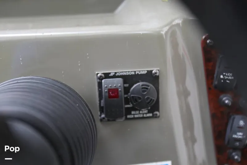 Slide: The Image of Regal 2565 Window Express 2008 - 11374862