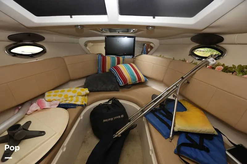 Slide: The Image of Regal 2565 Window Express 2008 - 11374872