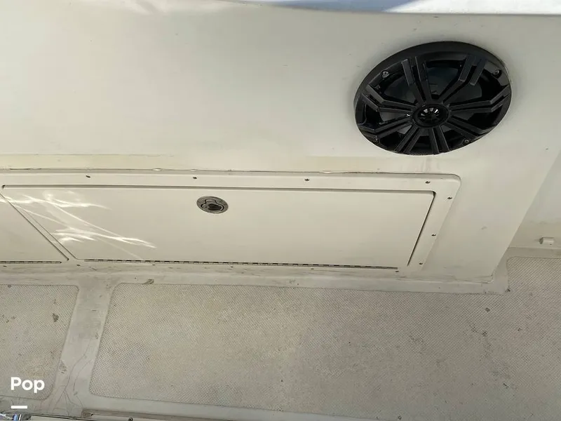 Slide: The Image of Hydra-Sports 3300 VSF Cuddy 1988 - 11408712