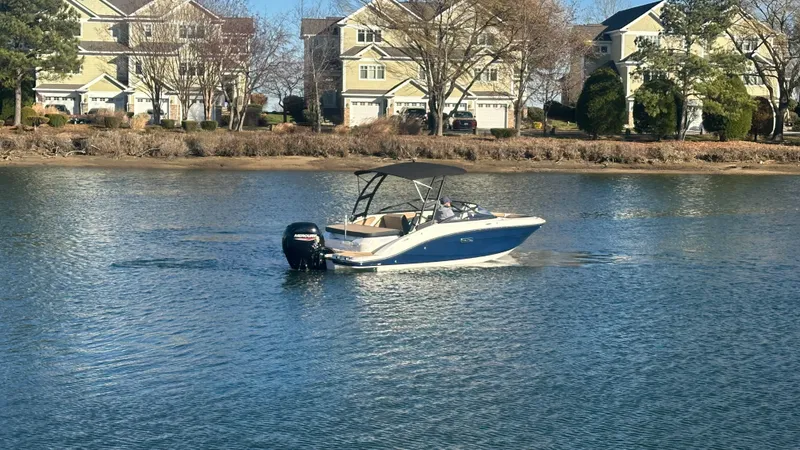 Slide: The Image of Sea Ray SPX 190 Outboard 2025 - 2