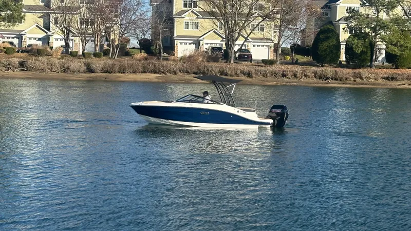 Slide: The Image of Sea Ray SPX 190 Outboard 2025 - 5