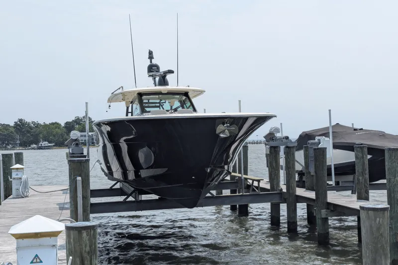 Slide: The Image of Scout 420 LXF 2020 - 1