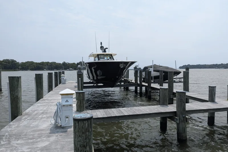 Slide: The Image of Scout 420 LXF 2020 - 4